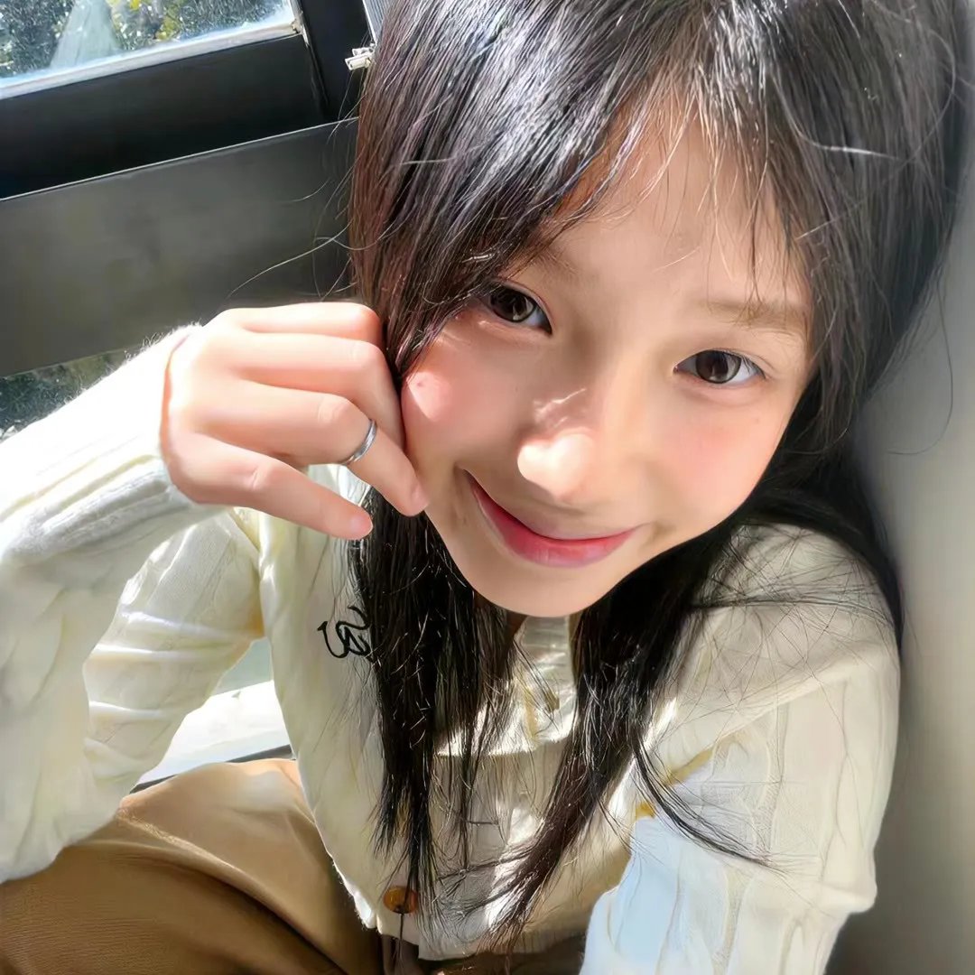 她今天有点奇怪